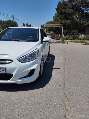 Hyundai Accent 2015, 139,000 km - 1.6 л - Bakı