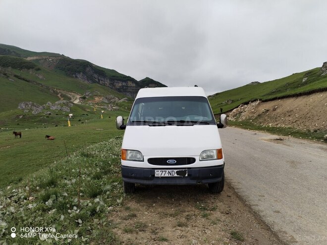Ford Transit 2000, 300,000 km - 2.5 л - Qusar