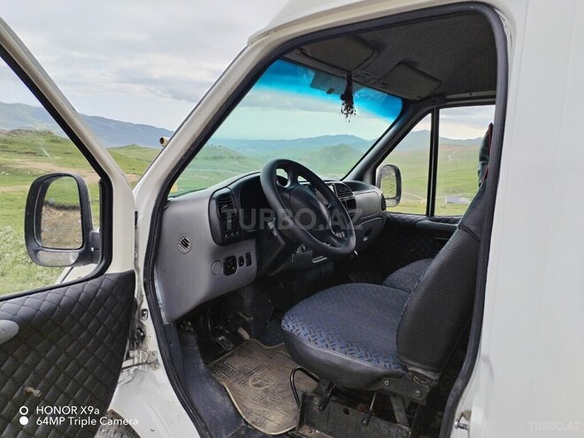 Ford Transit 2000, 300,000 km - 2.5 л - Qusar