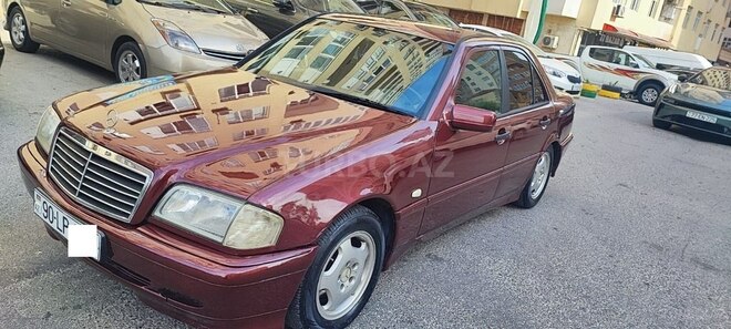 Mercedes C 180 1998, 299,000 km - 1.8 л - Bakı