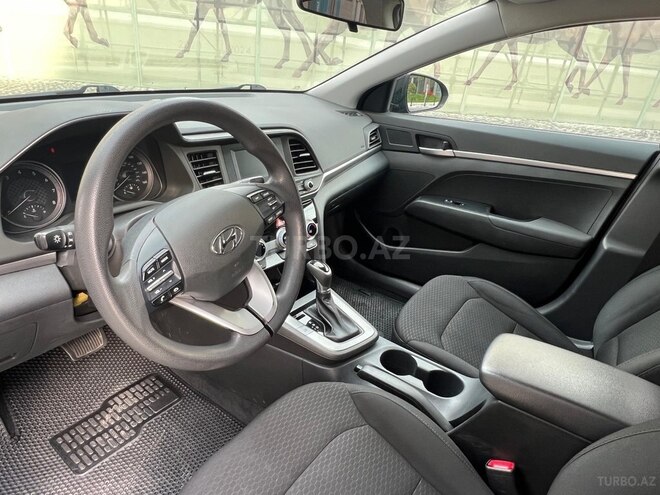 Hyundai Elantra 2019, 141,622 km - 2.0 l - Bakı