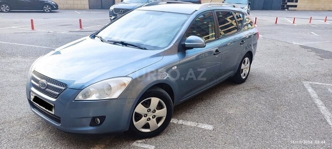 Kia  2008, 210,000 km - 1.4 l - Bakı