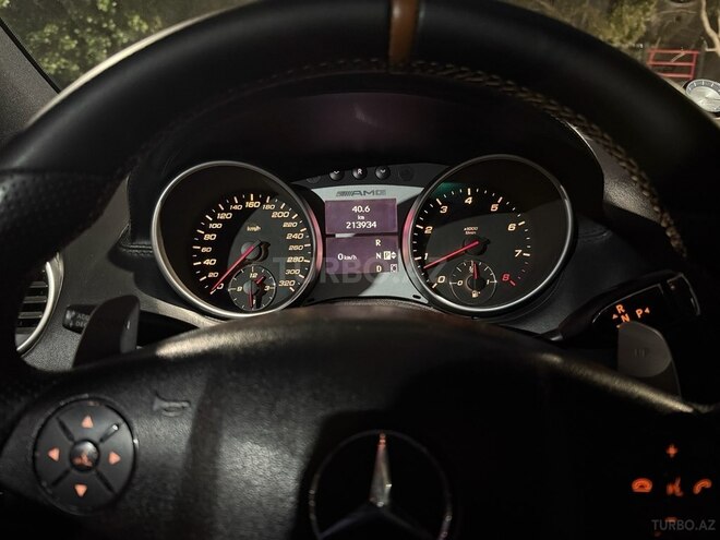 Mercedes ML 63 AMG 2010, 212,000 km - 6.3 l - Bakı