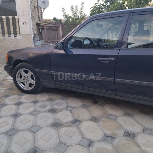 Mercedes E 230 1989, 340,000 km - 2.3 l - Bakı