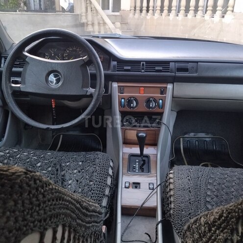 Mercedes E 230 1989, 340,000 km - 2.3 l - Bakı