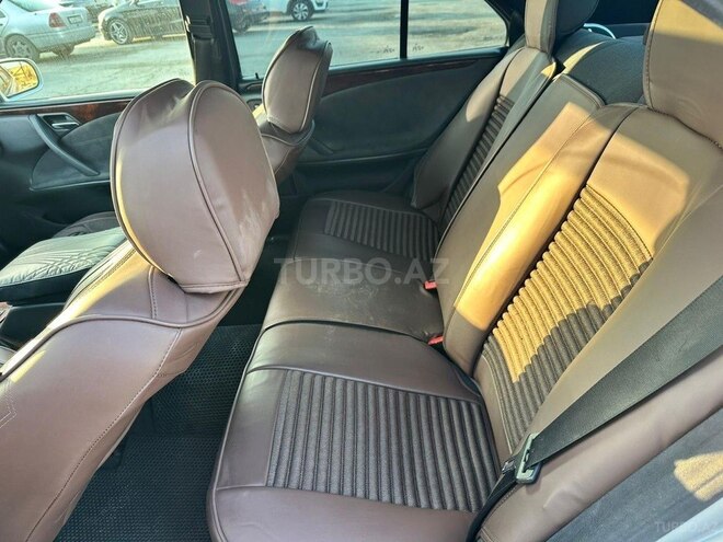 Mercedes E 200 2000, 28,666 km - 2.0 l - Bakı
