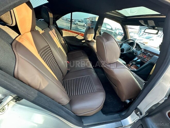 Mercedes E 200 2000, 28,666 km - 2.0 l - Bakı