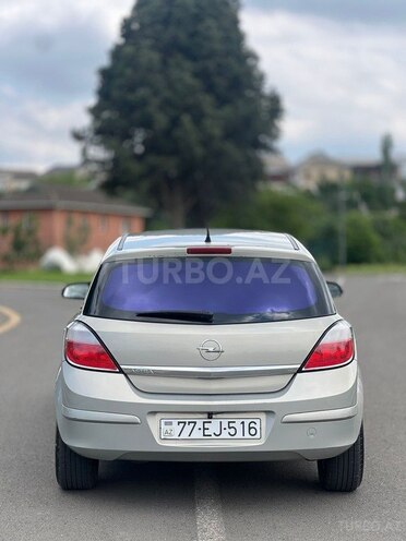 Opel Astra 2007, 175,000 km - 1.4 л - Gəncə