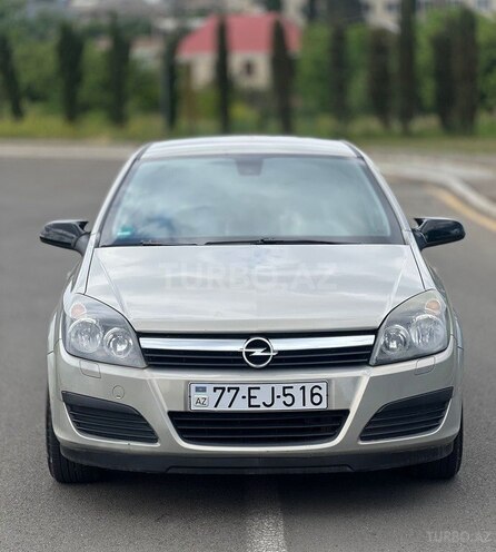 Opel Astra 2007, 175,000 km - 1.4 л - Gəncə