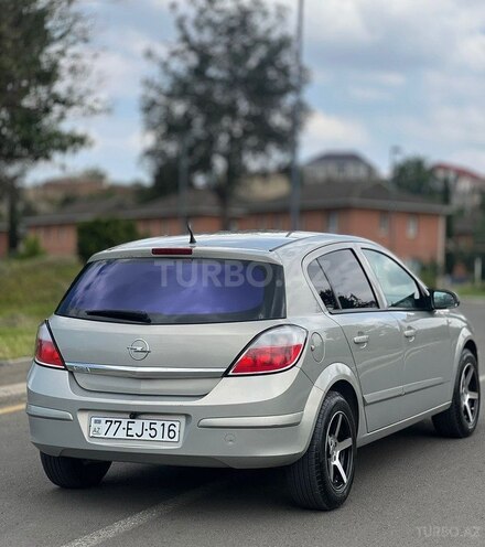 Opel Astra 2007, 175,000 km - 1.4 л - Gəncə