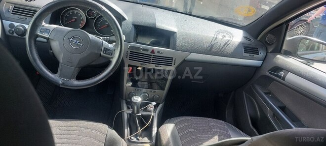 Opel Astra 2005, 279,000 km - 1.4 l - Bakı