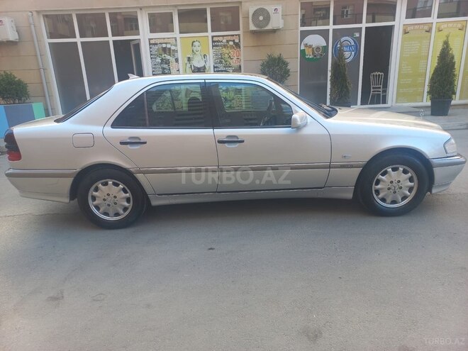 Mercedes C 180 1999, 380,000 km - 1.8 л - Bakı
