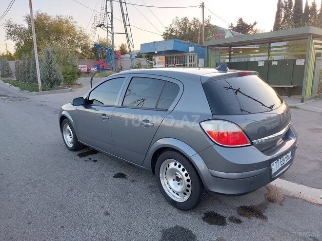 Opel Astra 2005, 279,000 km - 1.4 l - Bakı