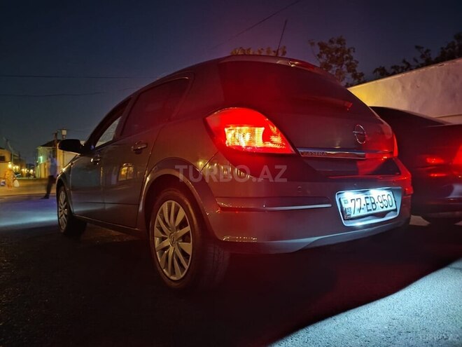 Opel Astra 2005, 279,000 km - 1.4 l - Bakı