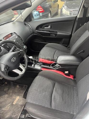 Kia Ceed 2011, 148,000 km - 2.0 l - Bakı