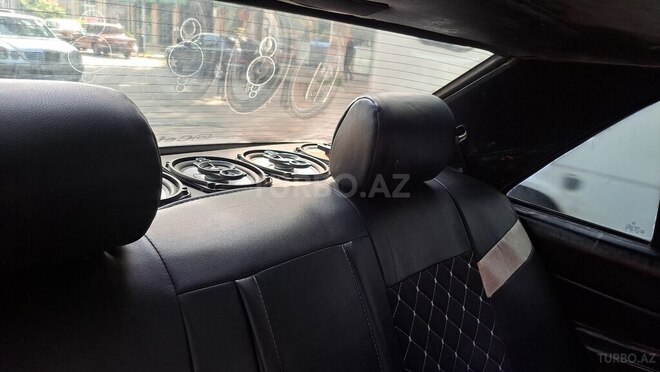 Mercedes 190 1992, 153,000 km - 1.8 l - Qazax
