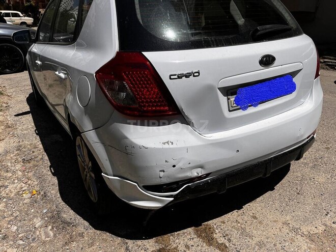 Kia Ceed 2011, 148,000 km - 2.0 l - Bakı
