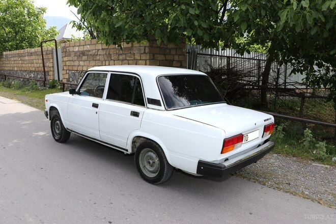 LADA (VAZ) 2107 2004, 11,200 km - 1.6 л - Şəki