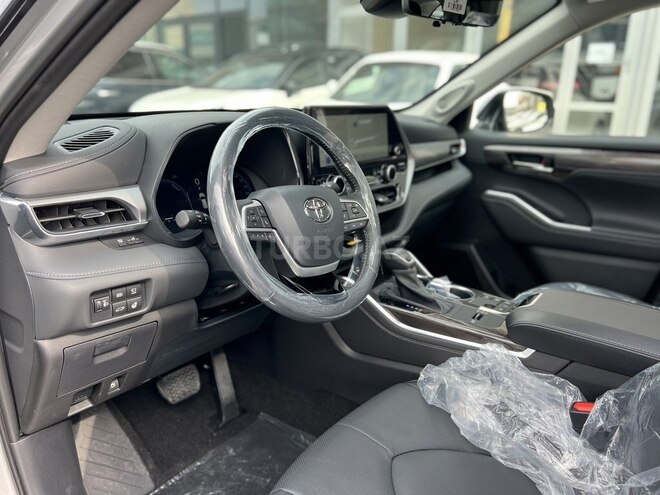 Toyota Highlander 2024, 0 km - 2.5 л - Bakı