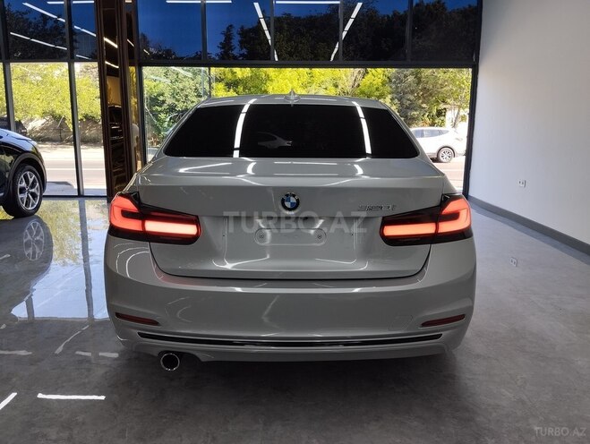 BMW 320-7