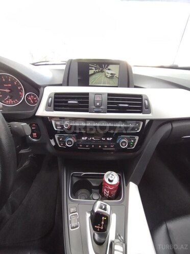 BMW 320-14