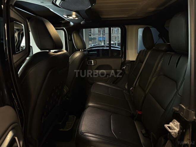 Jeep Wrangler-9