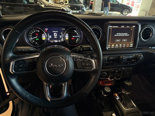 Jeep Wrangler-10