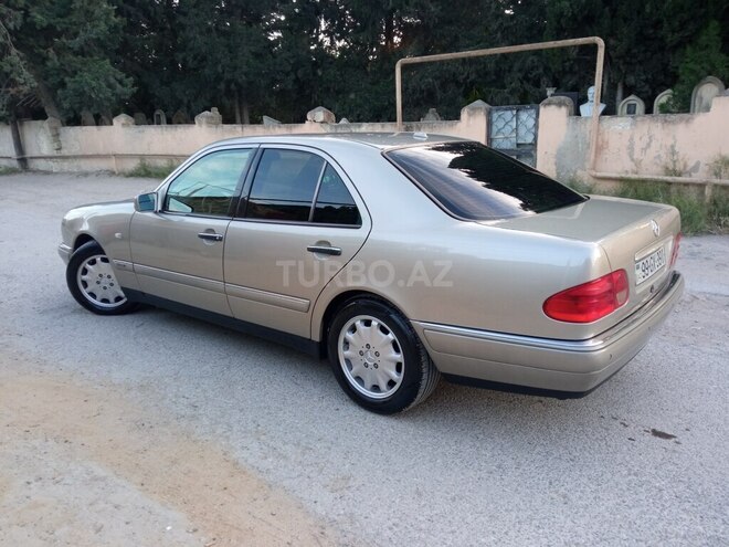 Mercedes E 240 1998, 350,000 km - 2.4 l - Bakı