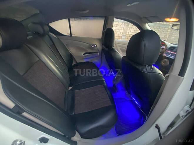 Nissan Sunny 2014, 193,000 km - 1.5 l - Bakı
