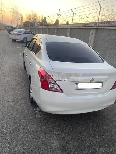 Nissan Sunny 2014, 193,000 km - 1.5 l - Bakı