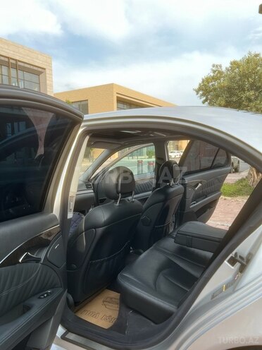 Mercedes E 320 2002, 175,000 km - 3.2 l - Bakı