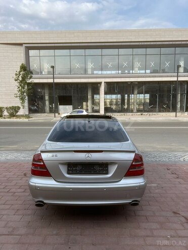 Mercedes E 320 2002, 175,000 km - 3.2 l - Bakı