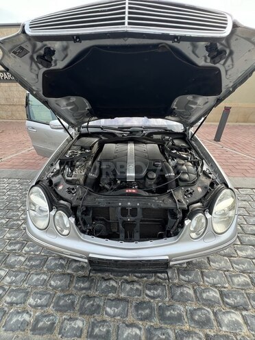 Mercedes E 320 2002, 175,000 km - 3.2 l - Bakı