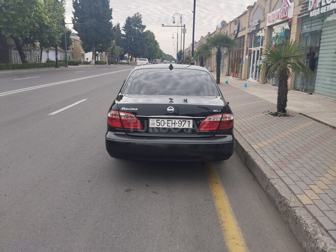 Nissan Maxima-7