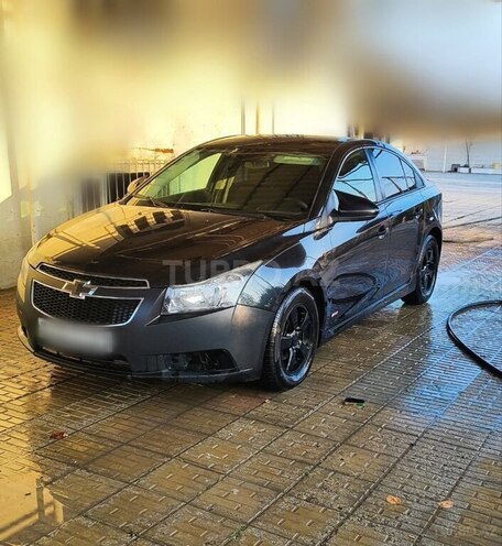 Chevrolet Cruze 2015, 240,000 km - 1.4 l - Salyan
