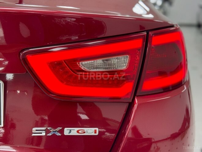 Kia Optima-24