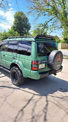Mitsubishi Pajero 1994, 125,000 km - 3.2 l - Bakı