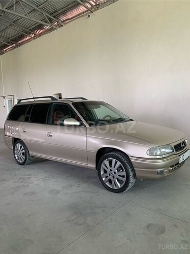 Opel Astra 1996, 250,000 km - 1.6 l - Xaçmaz