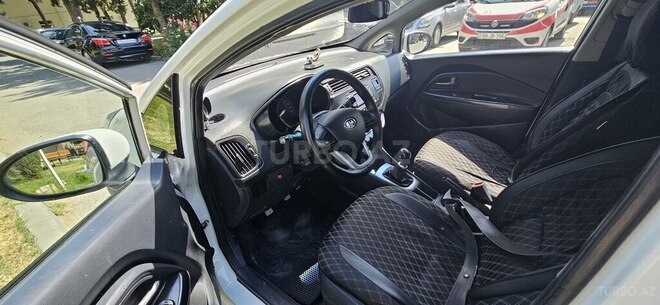 Kia Rio 2012, 260,000 km - 1.4 l - Xaçmaz