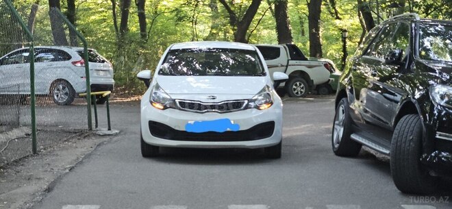 Kia Rio 2012, 260,000 km - 1.4 l - Xaçmaz