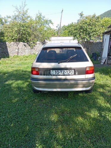 Opel Astra 1996, 364,557 km - 1.6 l - Qax
