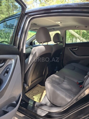 Hyundai Elantra 2015, 218,227 km - 1.8 l - Sumqayıt