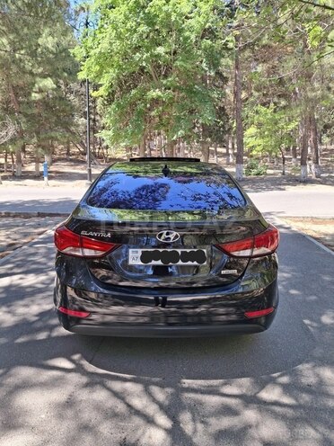 Hyundai Elantra 2015, 218,227 km - 1.8 l - Sumqayıt