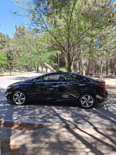 Hyundai Elantra 2015, 218,227 km - 1.8 l - Sumqayıt