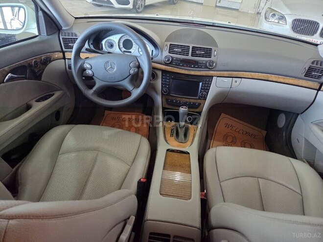 Mercedes E 350-12