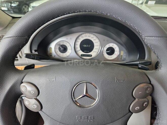 Mercedes E 350-10