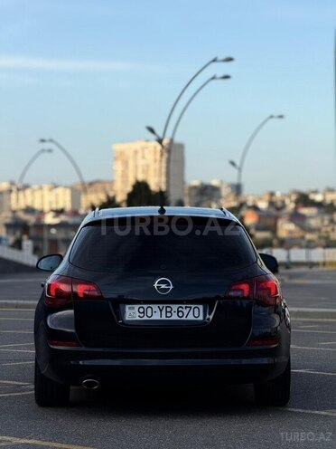 Opel Astra-2