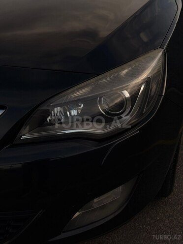 Opel Astra-8