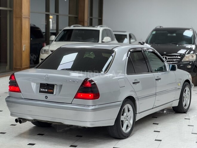 Mercedes C 240-9