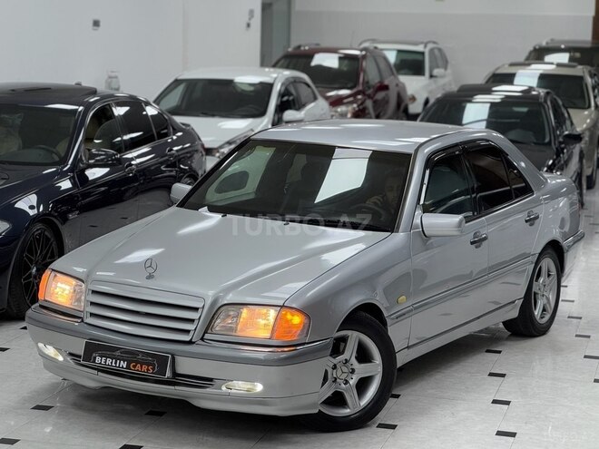 Mercedes C 240-6